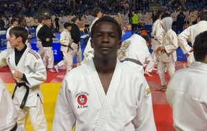 CHAMPIONNATS DE FRANCE CADETS 2E DIVISION : MAMADOU SIGNATE S’ILLUSTRE EN -90 KG